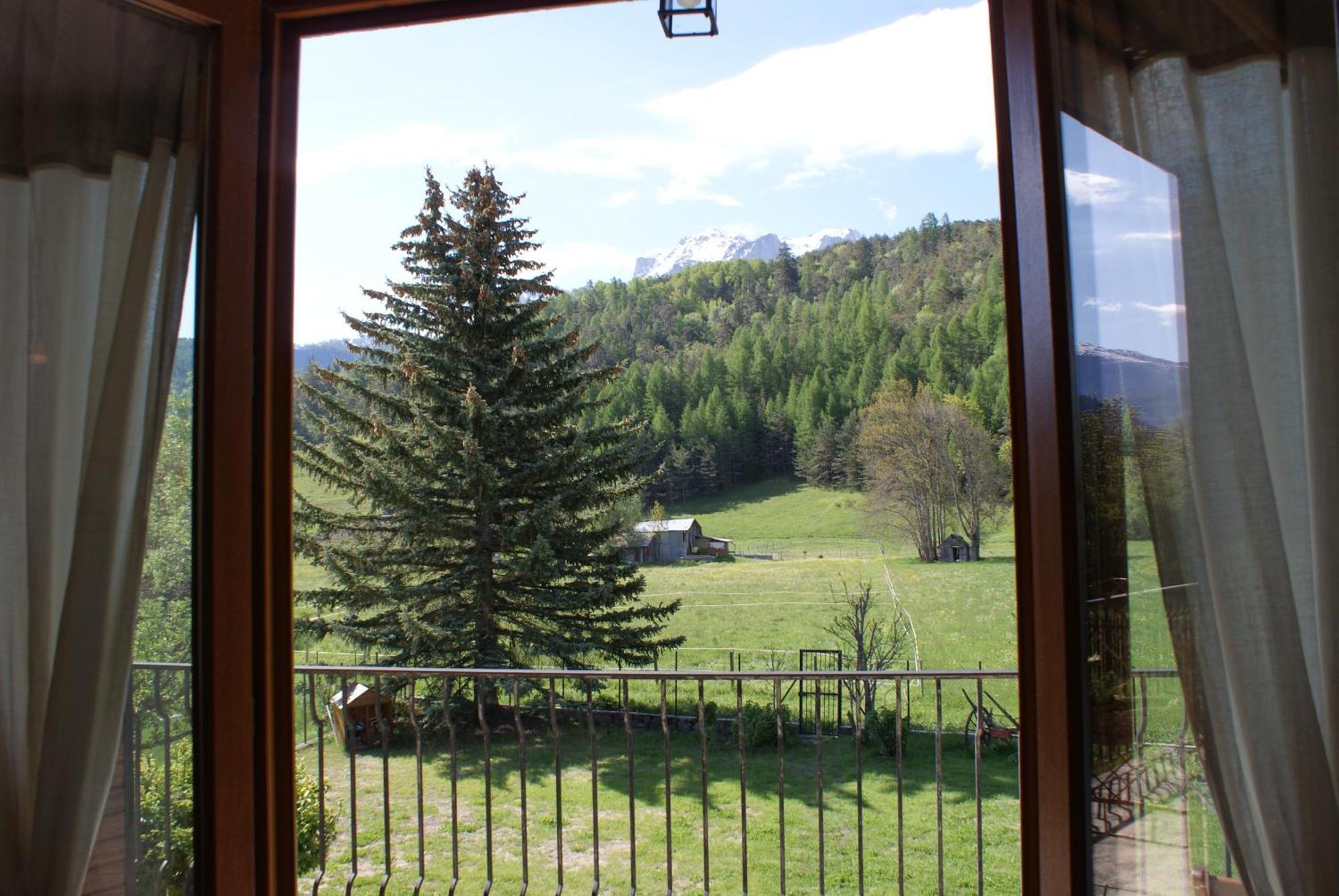 Maison D' Hotes Tranquyl Barcelonnette Exterior photo