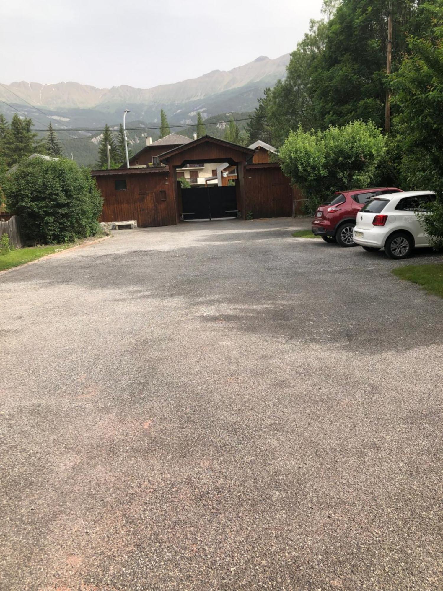 Maison D' Hotes Tranquyl Barcelonnette Exterior photo